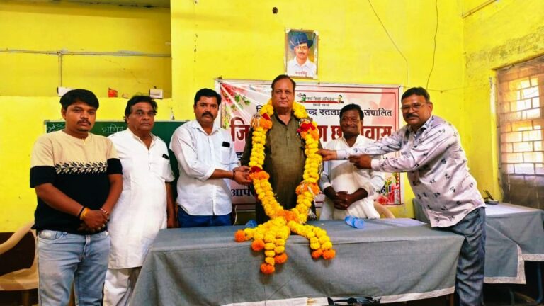 महात्मा गांधी ने पढ़ाया सत्य व अहिंसा का पाठ : विधायक डॉ. राजेन्द्र पांडेय