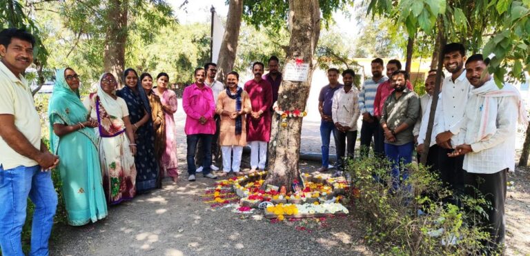 वृक्षों का पूजन कर सृष्टि सेवा संकल्प ने मनाया एक दिवसीय हरियाली उत्सव