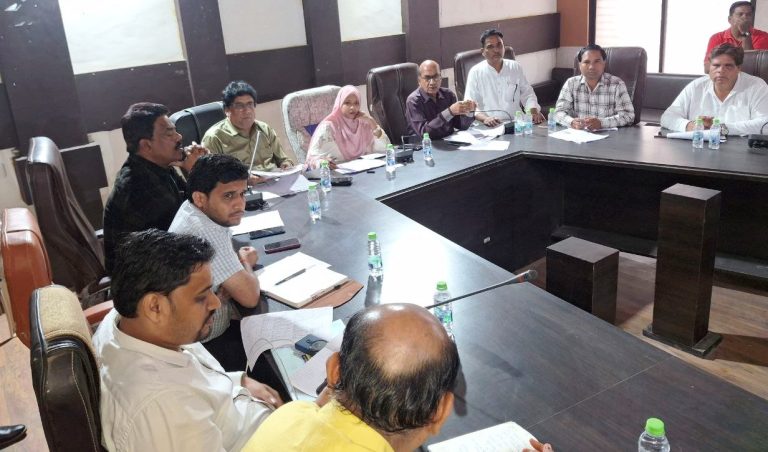 जावरा नगर पालिका परिषद के साधारण सम्मेलन में हंगामा, स्वच्छता और कचरा गाडी को लेकर हुई बहस