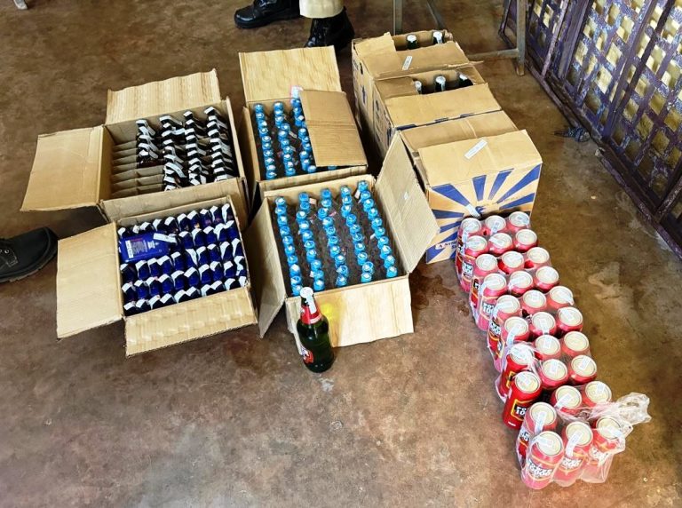 किराने की दुकान से छलक रहा था ‘नशे का कारोबार’, शिवगढ़ पुलिस की बड़ी कार्रवाई