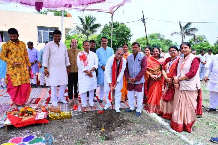 जावरा: सरस्वती शिशु मंदिर में नवीन शिशु वाटिका भवन का भूमिपूजन, शिक्षा और संस्कार पर जोर