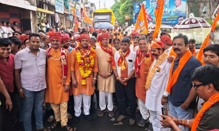 हजारों धर्मप्रेमियों की मौजूदगी में निकली शिवोह्म भव्य कावड़ एवं कलश यात्रा, गूंजा ‘बम-बम भोले’ का जयघोष